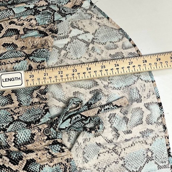 Karen Kane Womens Snakeskin Blouse Tie Front Long Sleeve Size XL - Picture 15 of 15